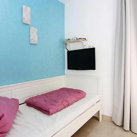 Ferienhaus, *